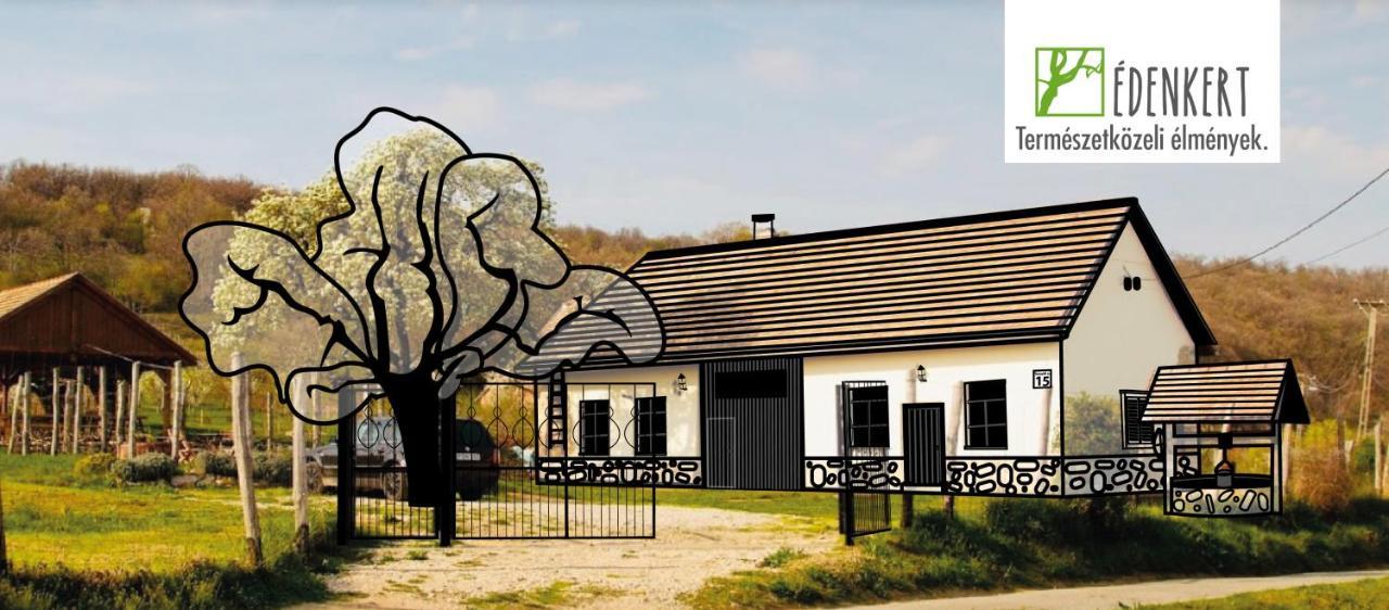 Hotel Edenkert Vendeghazak Pécsvárad Exterior foto